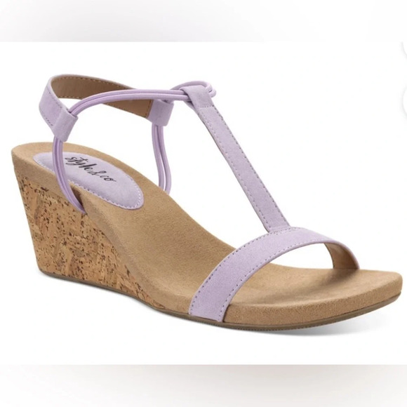Style & Co. Shoes - NIB Gorgeous Style & Co “Mulan” Lilac Wedge Size 8.5